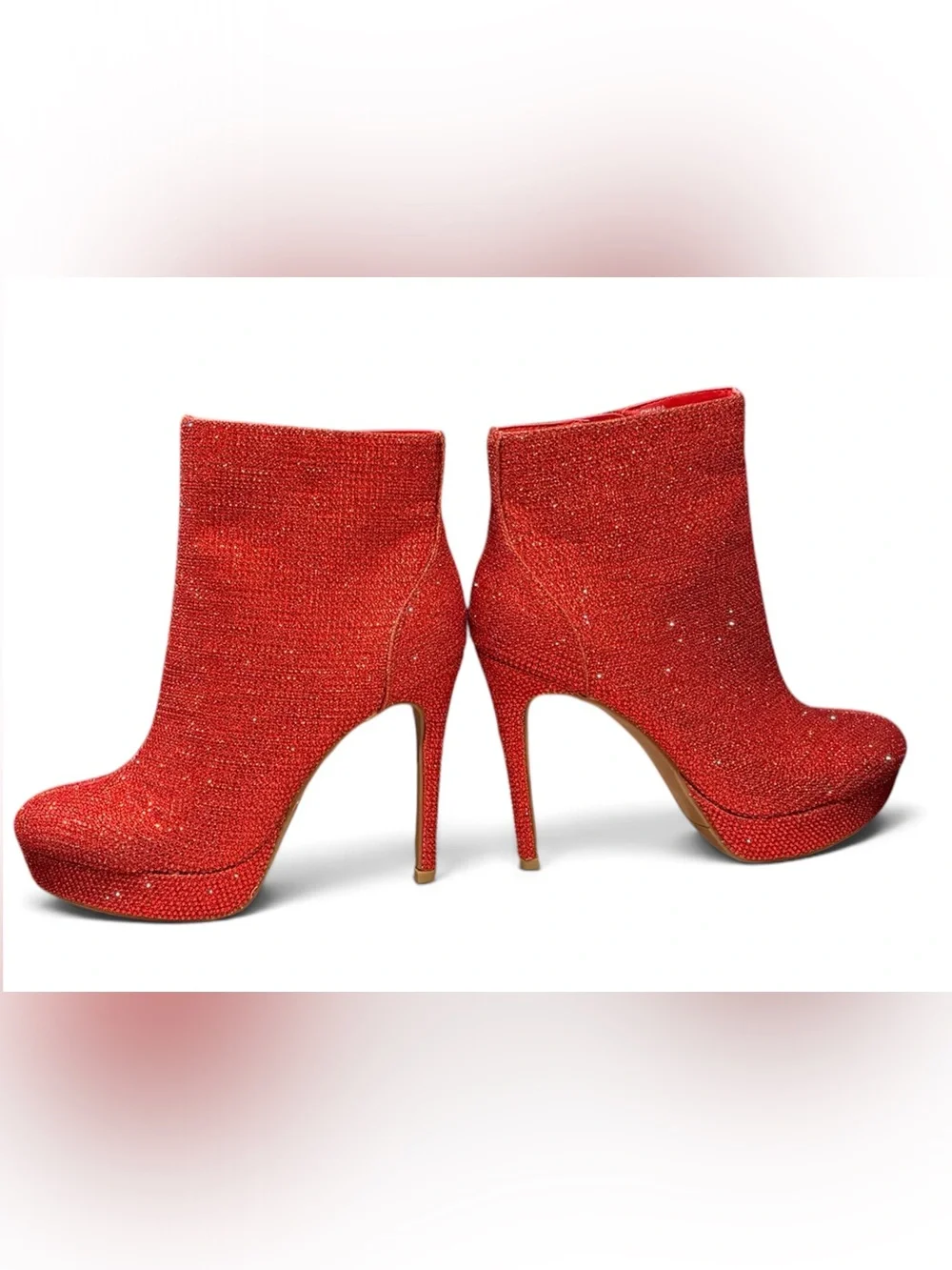 Thalia Sodi new box